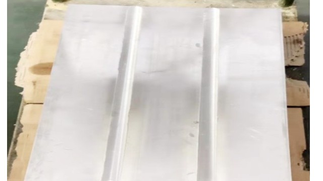 5G散熱器鋁型材摩擦焊接利器-科鼎數(shù)控MCH860攪拌摩擦焊機