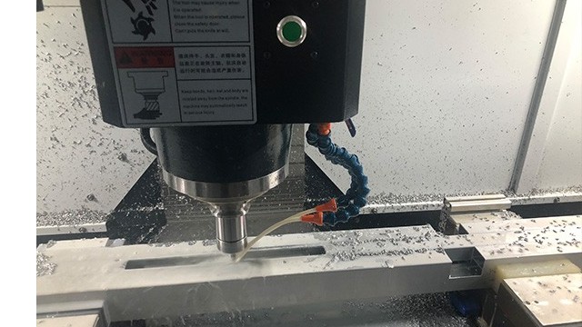 鋁加工中心要用哪種切削液比較好？-科鼎鑫